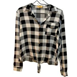 Love Notes Blouse size Large.   LTOP248